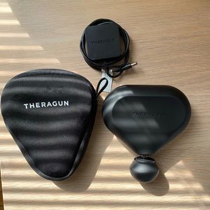 Theragun Mini - like new!